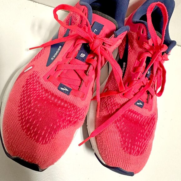 Brooks Launch GTS 9 - Picture 9 of 13